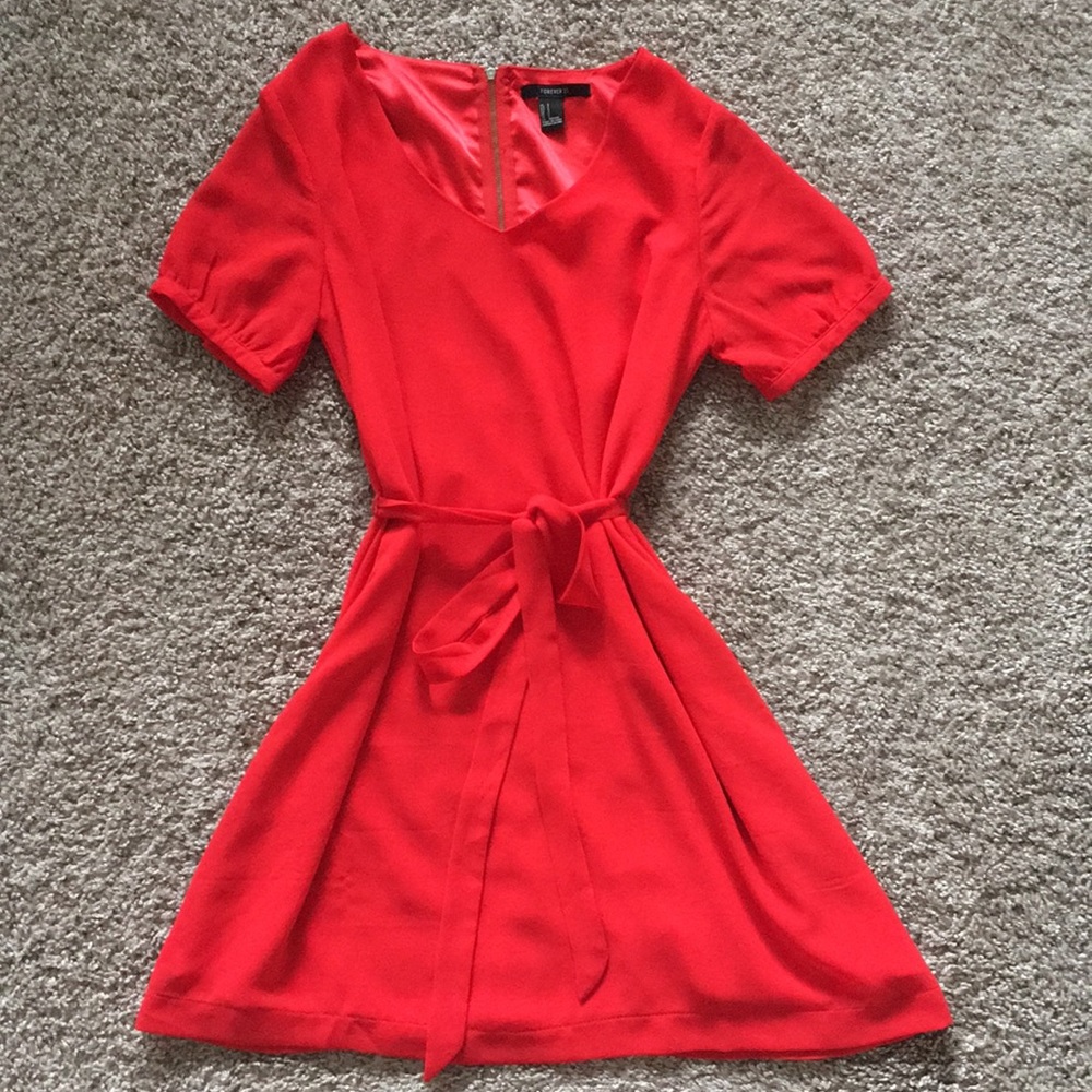 Red V-neck shift dress with tie waist